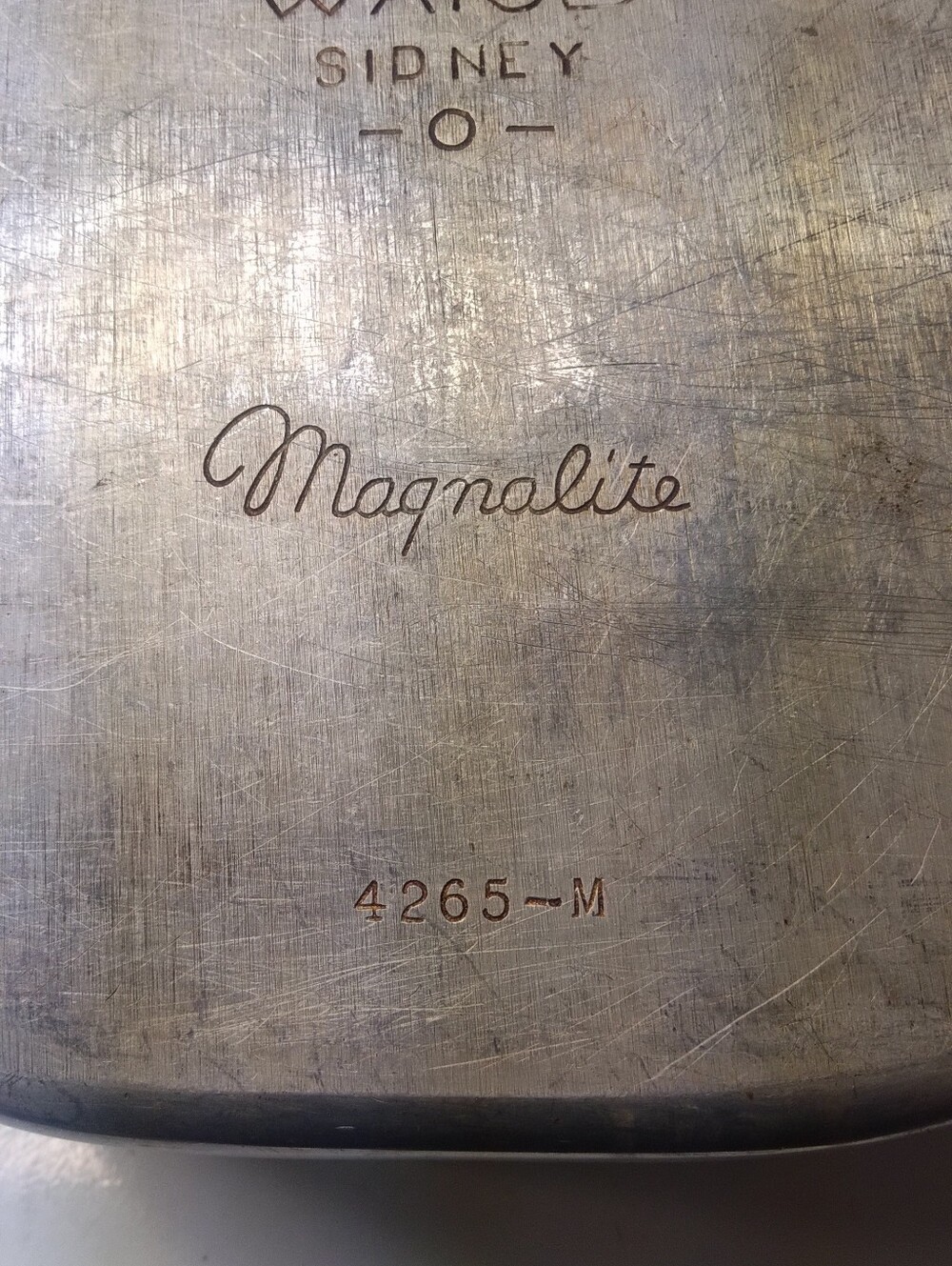Vintage Wagner Roasting Pan Aluminum - Picture 5 of 7